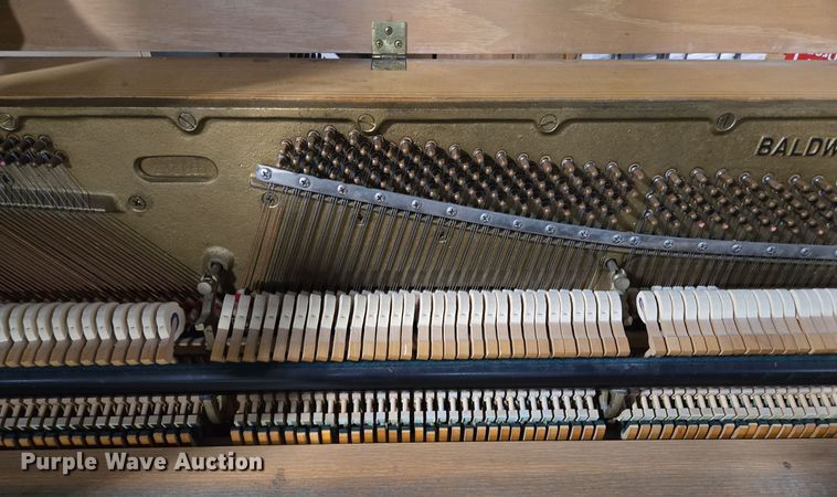 image for item EE8525 (2) pianos 