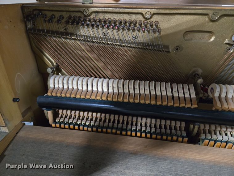 image for item EE8525 (2) pianos 