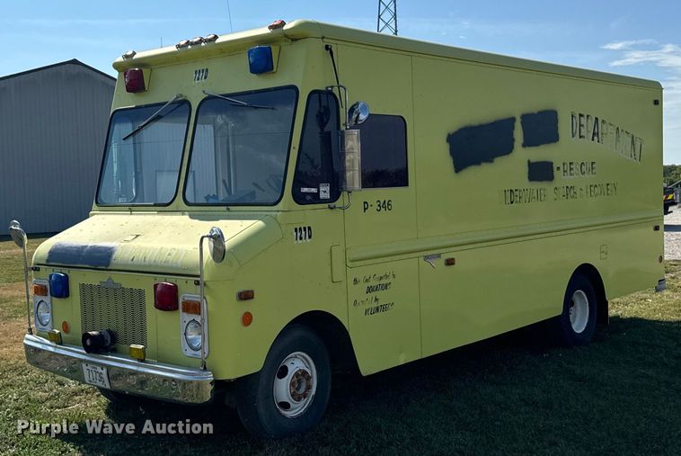 image for item EG6671 1980 Chevrolet rescue vehicle