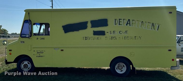 image for item EG6671 1980 Chevrolet rescue vehicle