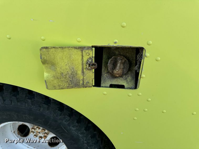 image for item EG6671 1980 Chevrolet rescue vehicle