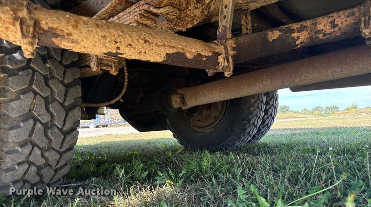 image for item EG6671 1980 Chevrolet rescue vehicle