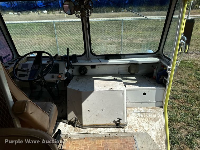 image for item EG6671 1980 Chevrolet rescue vehicle