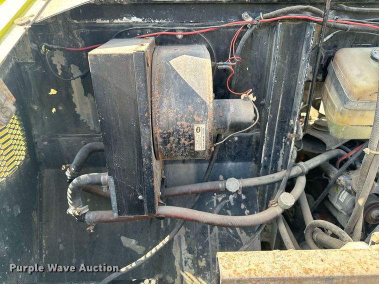 image for item EG6671 1980 Chevrolet rescue vehicle