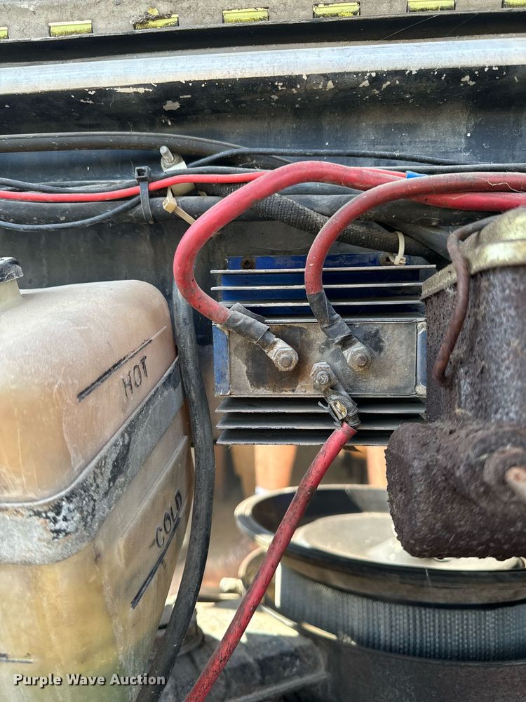 image for item EG6671 1980 Chevrolet rescue vehicle