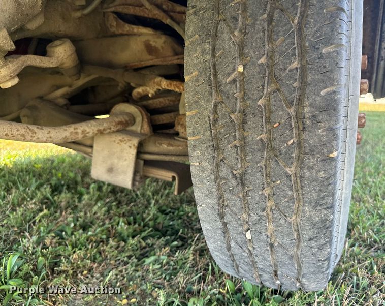 image for item EG6671 1980 Chevrolet rescue vehicle