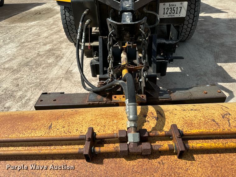 image for item EG6681 Broom