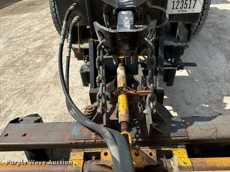 image for item EG6681 Broom