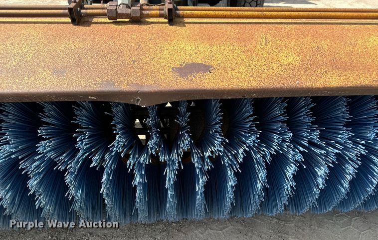 image for item EG6681 Broom