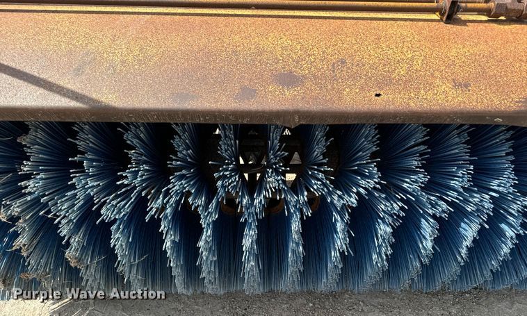 image for item EG6681 Broom