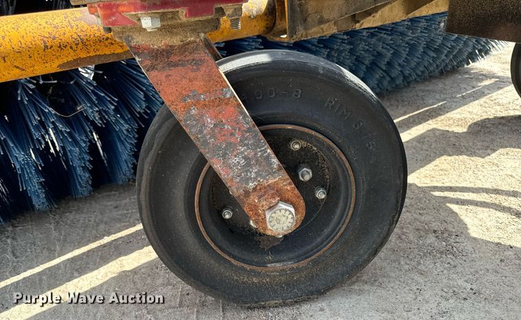 image for item EG6681 Broom