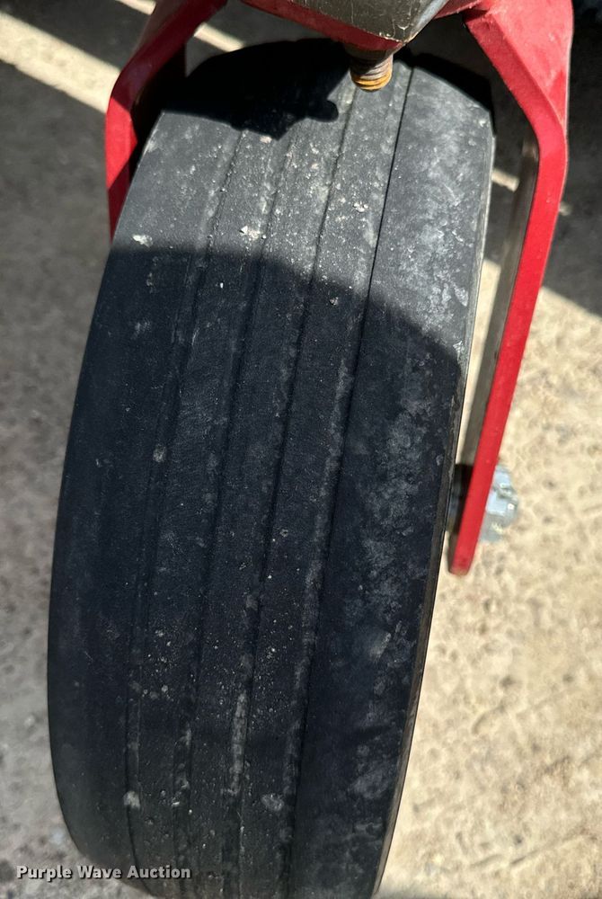 image for item EG6681 Broom