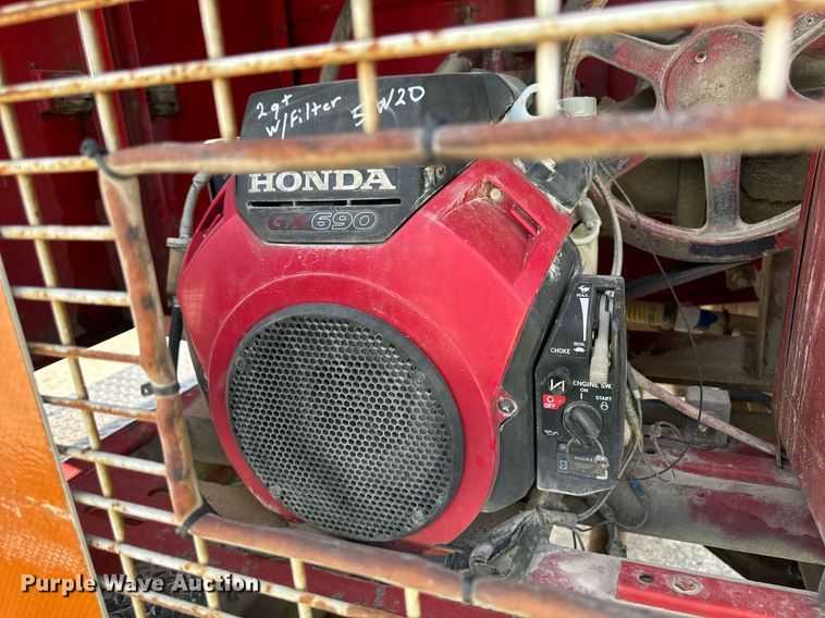 image for item EG6682 1986 Ford 8000 flatbed truck