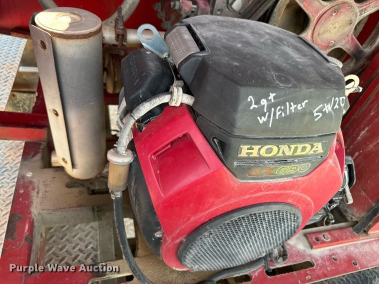 image for item EG6682 1986 Ford 8000 flatbed truck