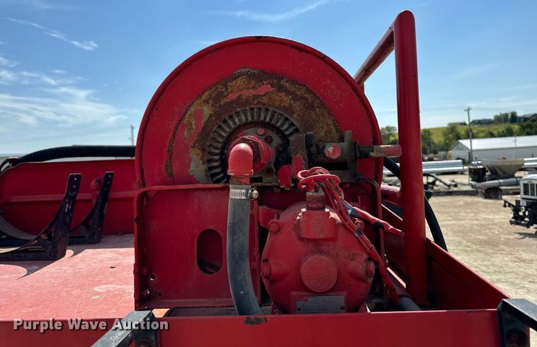 image for item EG6682 1986 Ford 8000 flatbed truck