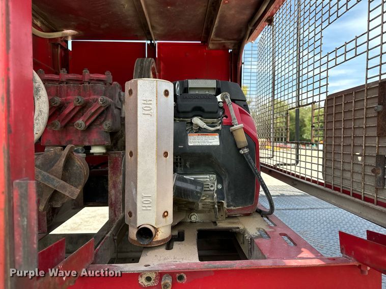 image for item EG6682 1986 Ford 8000 flatbed truck