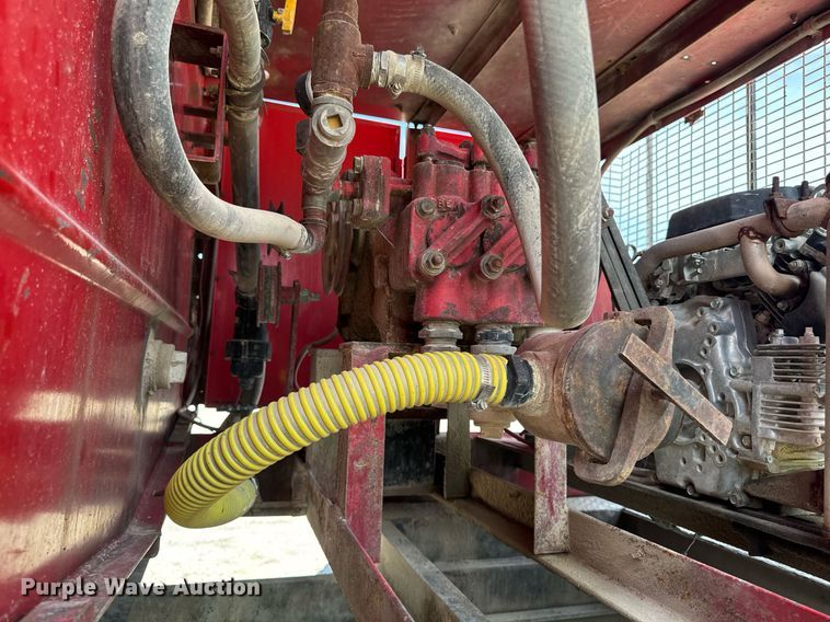 image for item EG6682 1986 Ford 8000 flatbed truck