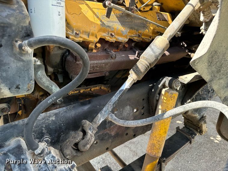 image for item EG6682 1986 Ford 8000 flatbed truck