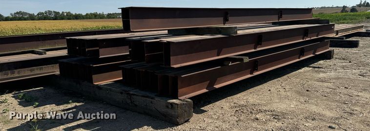 image for item EG6685 Approximately 37 steel beams