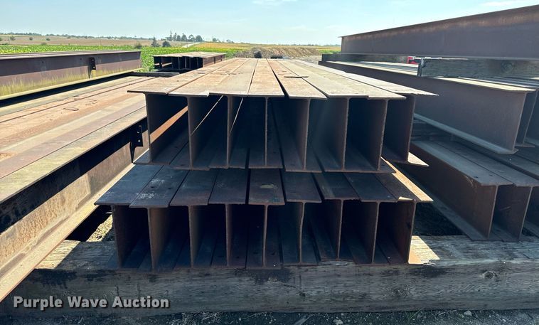 image for item EG6685 Approximately 37 steel beams