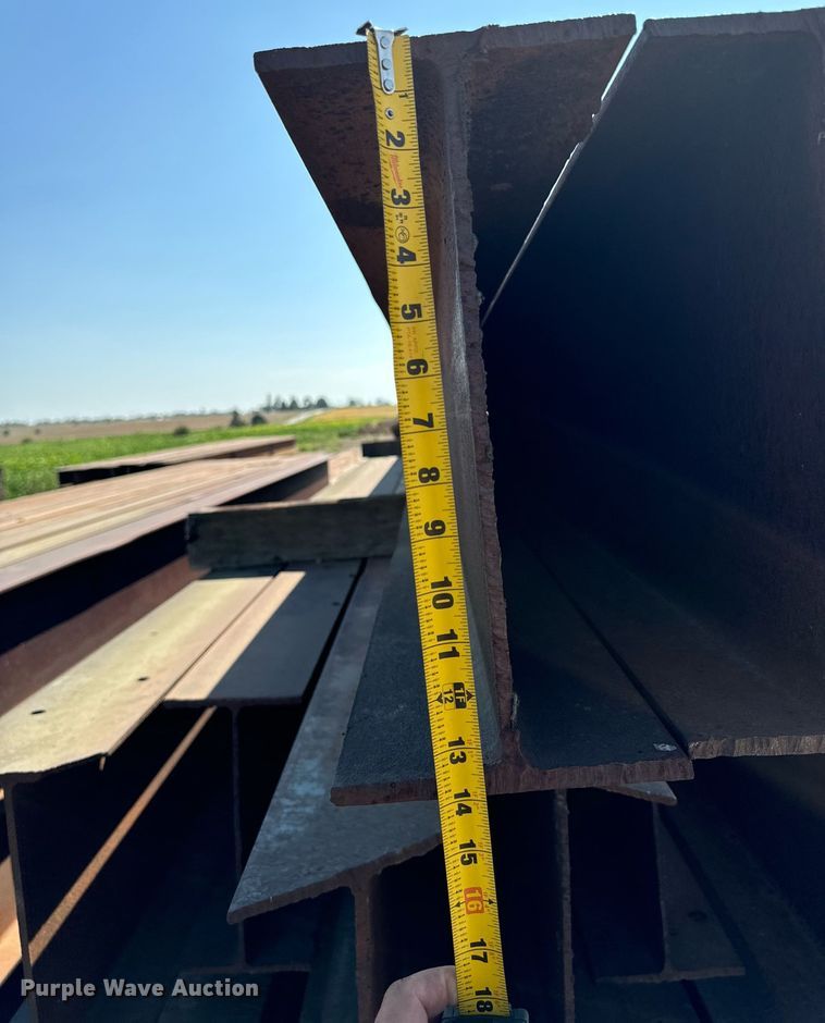 image for item EG6685 Approximately 37 steel beams
