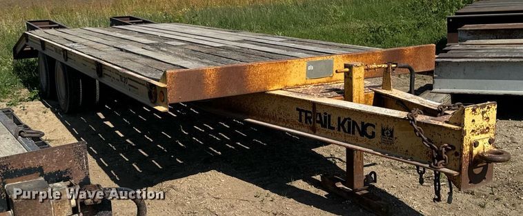 image for item EG6687 1993 Trail King TK30-2400 equipment trailer