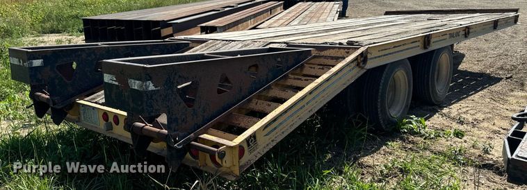 image for item EG6687 1993 Trail King TK30-2400 equipment trailer