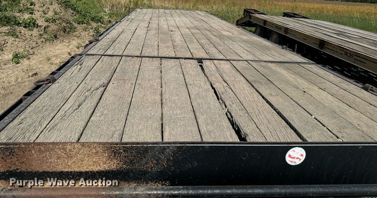 image for item EG6688 2004 Mustang Trailers BD15K30 tilt deck equipment trailer