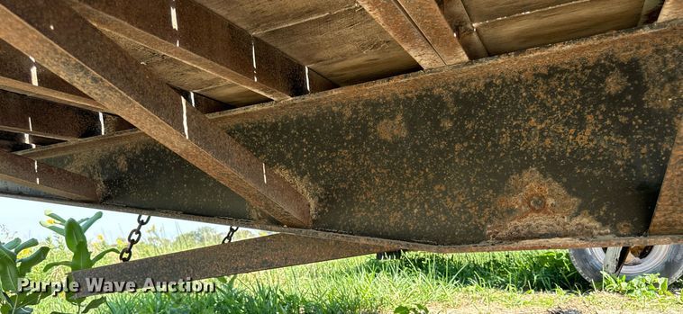 image for item EG6688 2004 Mustang Trailers BD15K30 tilt deck equipment trailer