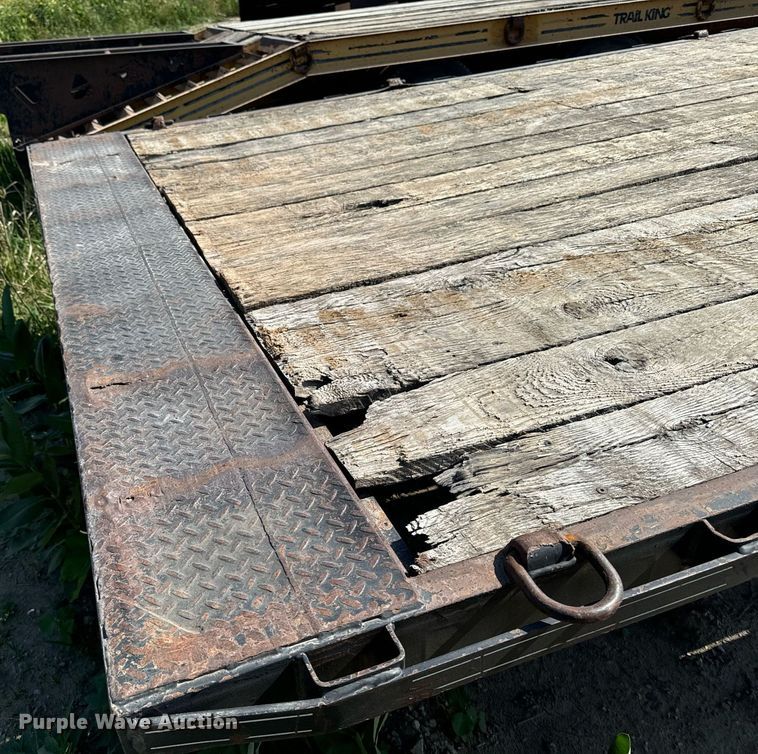 image for item EG6688 2004 Mustang Trailers BD15K30 tilt deck equipment trailer