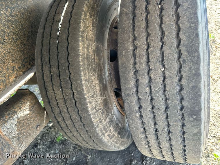 image for item EG6688 2004 Mustang Trailers BD15K30 tilt deck equipment trailer