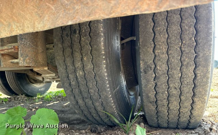 image for item EG6688 2004 Mustang Trailers BD15K30 tilt deck equipment trailer