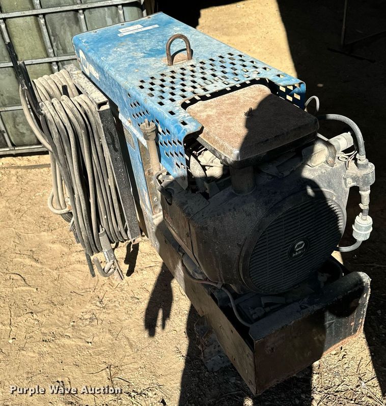 image for item EG6690 Miller Legend AEAD 200LE welder