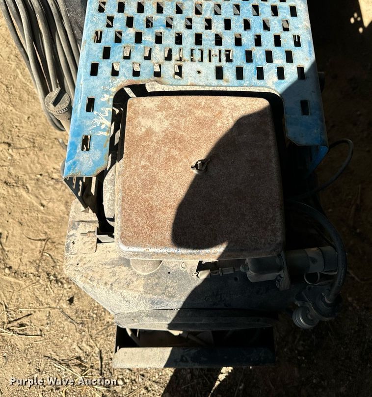 image for item EG6690 Miller Legend AEAD 200LE welder