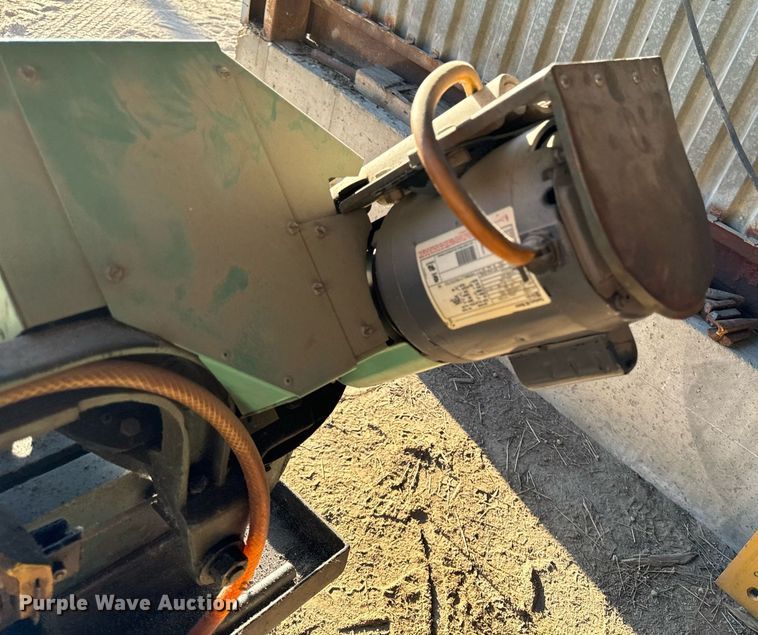 image for item EG6692 Wells 600 band saw