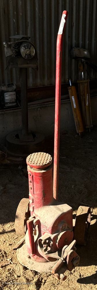 image for item EG6696 Duff 2650 jack 