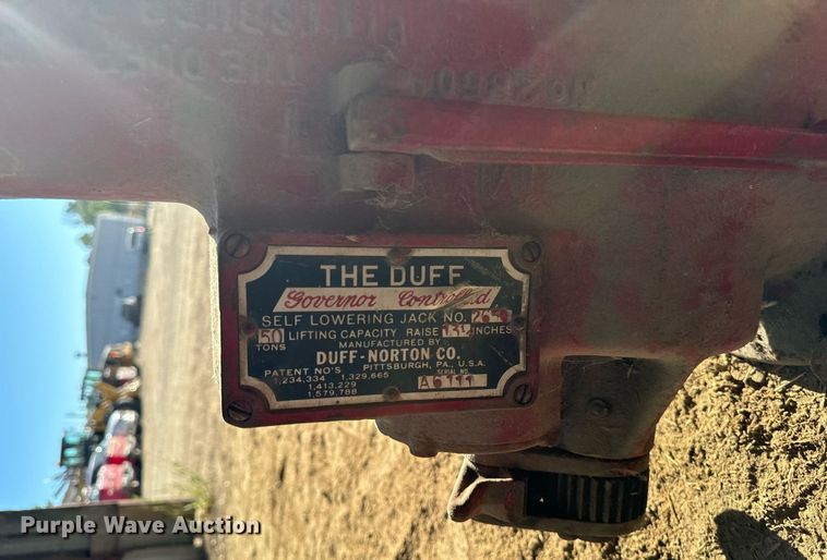 image for item EG6696 Duff 2650 jack 