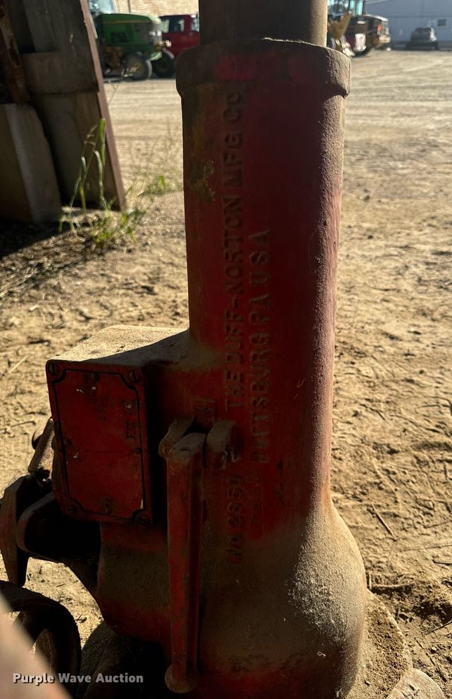 image for item EG6697 Duff 2650 jack