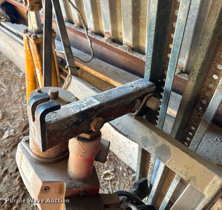 image for item EG6698 Western  Unimount plow pump