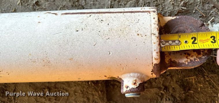 image for item EG6699 Hydraulic cylinder 