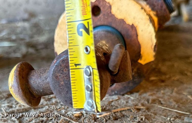 image for item EG6699 Hydraulic cylinder 