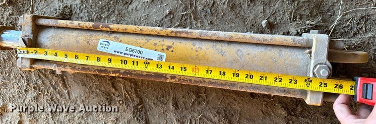 image for item EG6700 Hydraulic cylinder