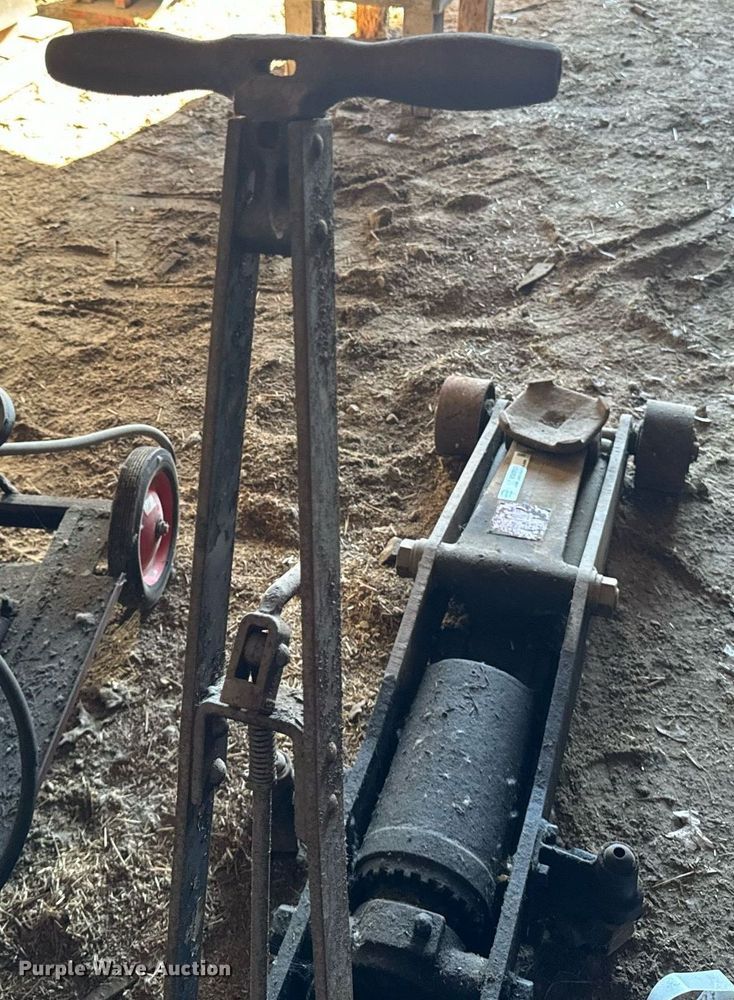 image for item EG6703 Walker Roll-A-Car  floor jack