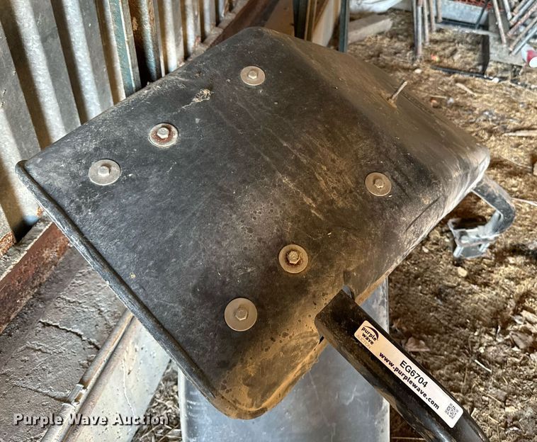 image for item EG6704 Fenders