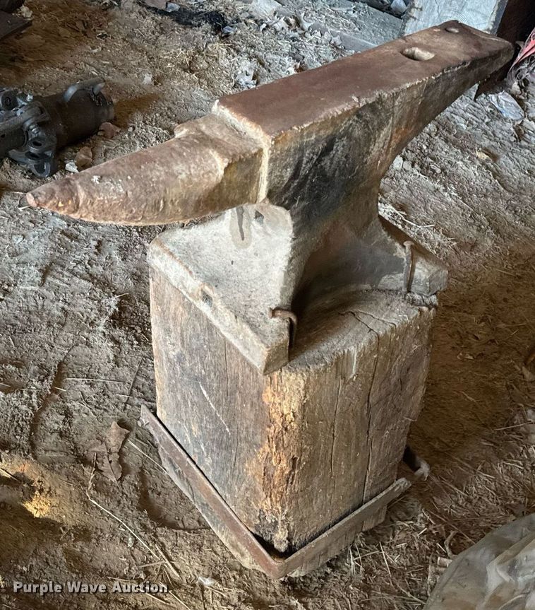 image for item EG6707 Anvil