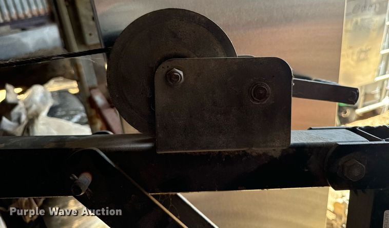 image for item EG6710 Reese winch lift