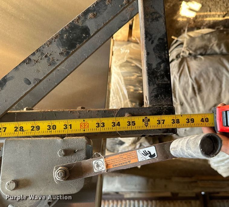 image for item EG6710 Reese winch lift