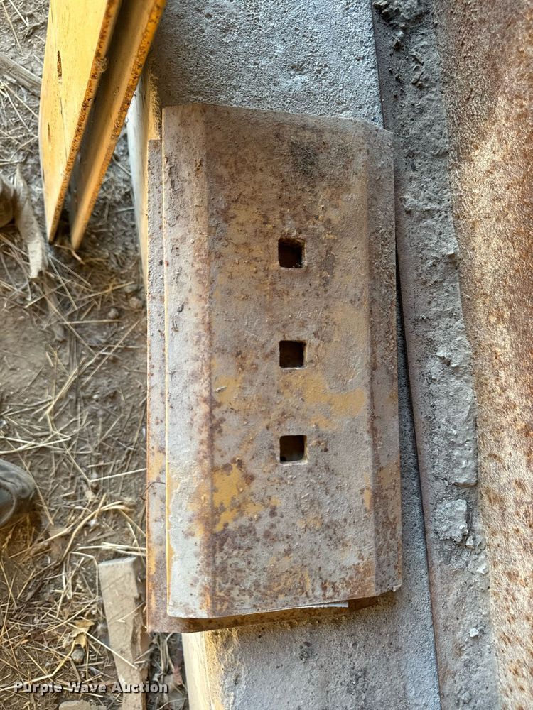 image for item EG6711 Cutting edge