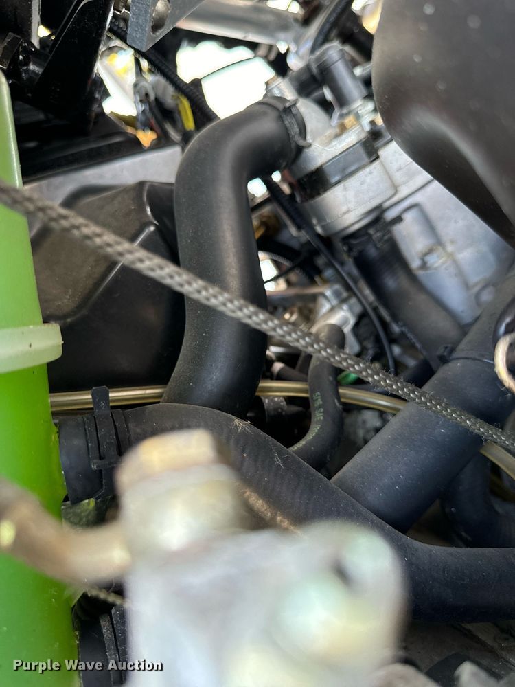 image for item EG6744 2014 Polaris Indy 600 snowmobile