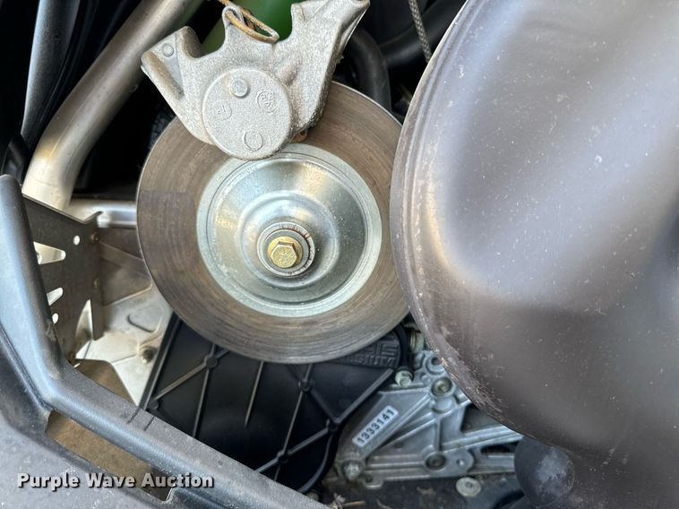 image for item EG6744 2014 Polaris Indy 600 snowmobile